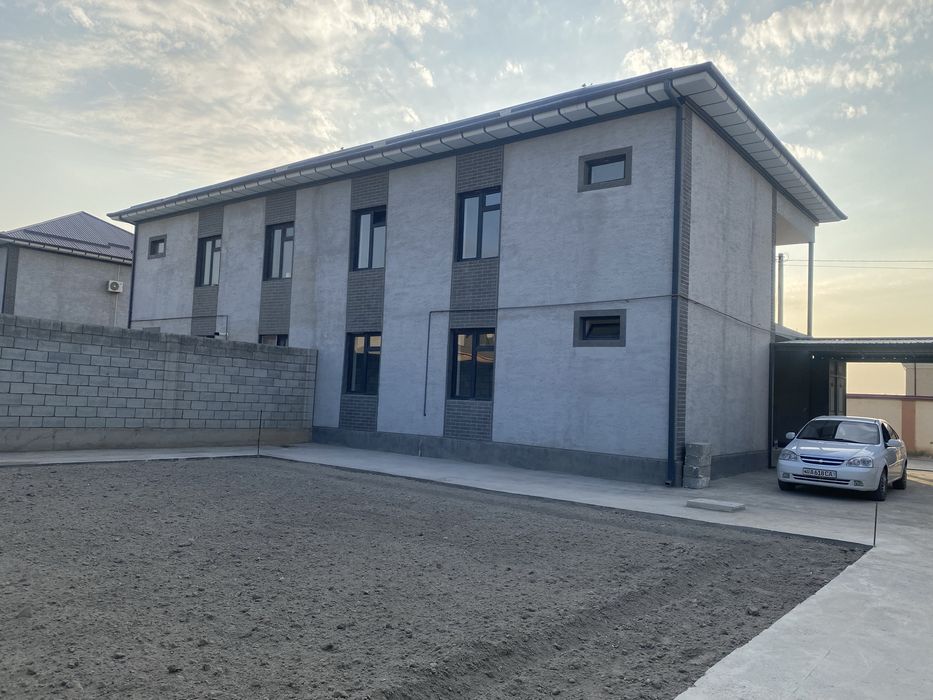 Farg’ona shahar Aeraport katejlar 2 qavatli uy sotiladi