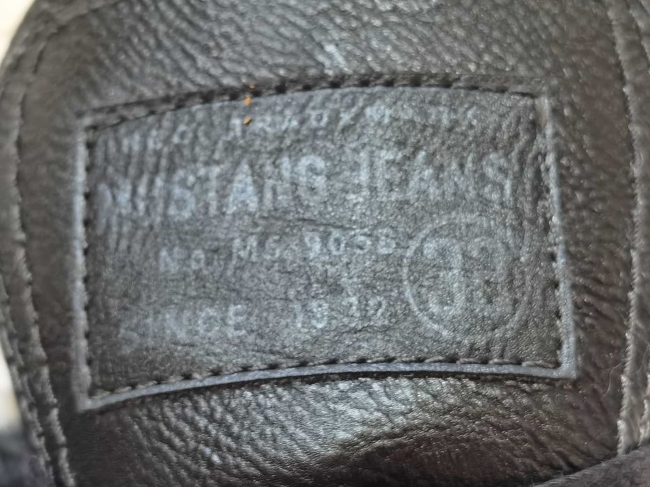 Ghete negre imblanite dama Mustang bocanci negri fete piele