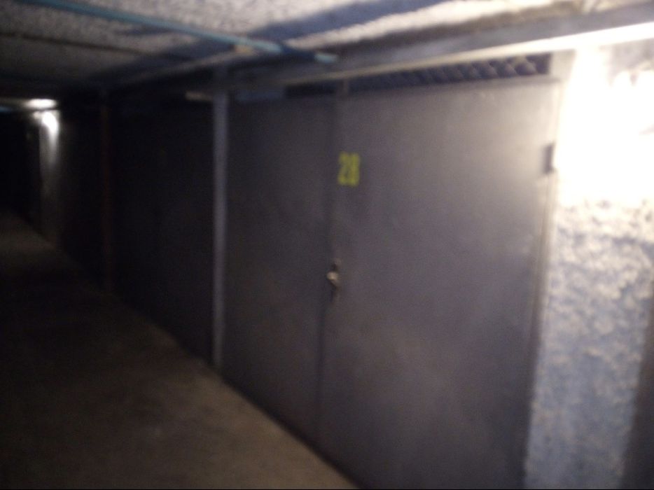 Дава се под наем Гараж / Паркомясто в Пловдив, Каменица 1 - 17 кв.м за 79.56 € - Снимка #1