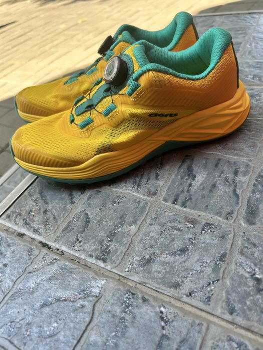 Pantofi de alergate Clorts