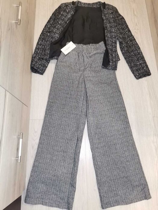 Панталон със сако размер М