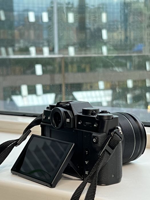 Продам фотоаппарат Fujifilm XT-30 II