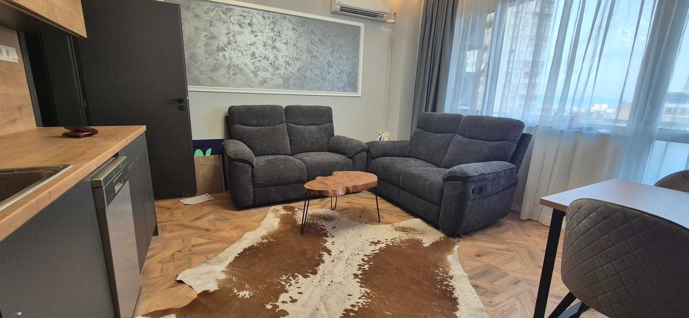 Продава се Тристаен апартамент в София, Захарна фабрика - 89 кв.м за 2686 €/кв.м - Снимка #2