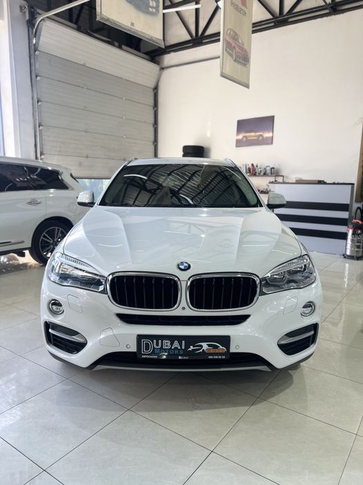 Bmw x6 2015.