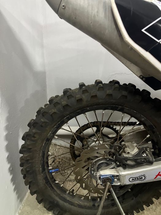 Yamaha YZ450F.