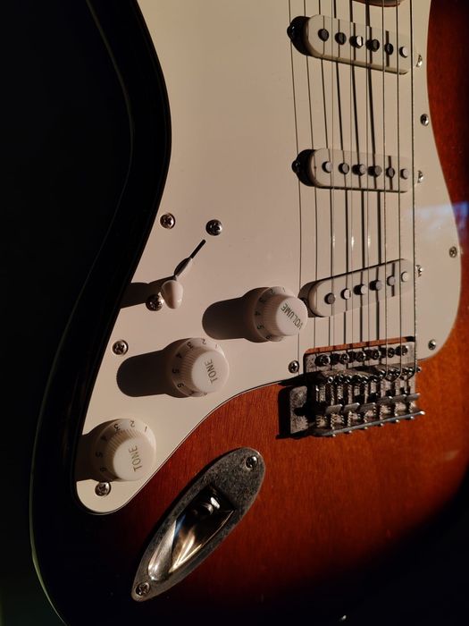 Chitara electrica Squier classic vibe 60's stangaci