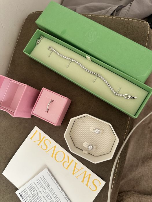 Swarovski гривна/ пръстен/ обеци