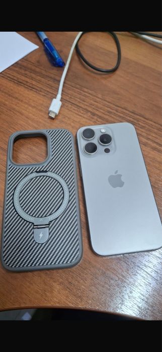 Продам Айфон 15 про