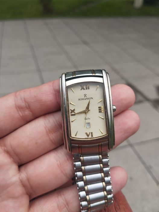Срочно продам часы