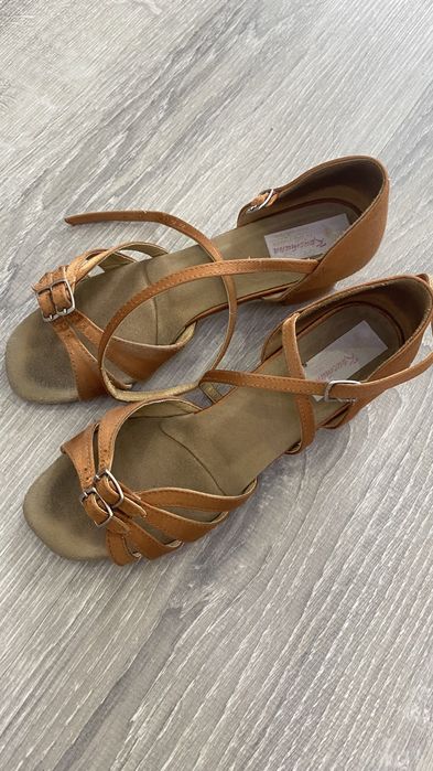 туфли для бальных танцев на девочку