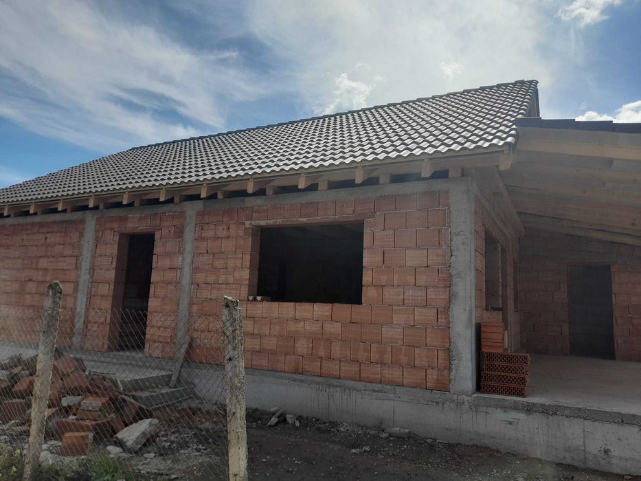 Casa in Rosu Biharia