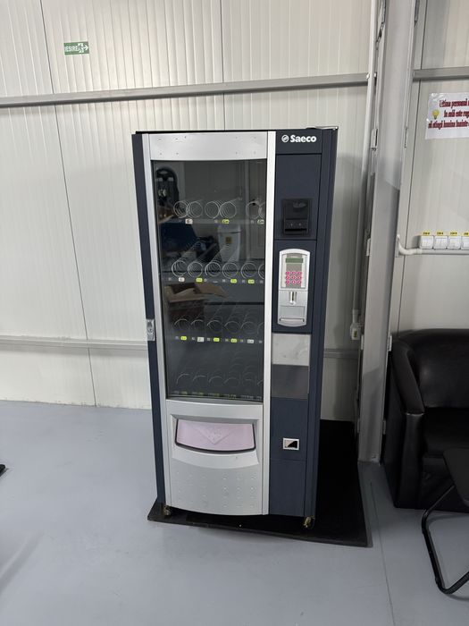Automat vending SAECO