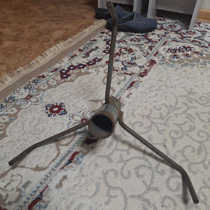 Подставка под ёлку