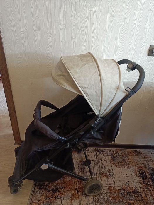 Продам детскую коляску