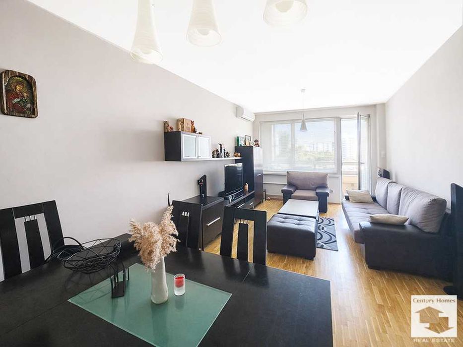 Продава се Тристаен апартамент в Велико Търново, Център - 90 кв.м за 1116 €/кв.м - Снимка #2