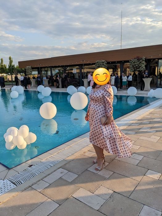 Rochie eleganta vaporoasa