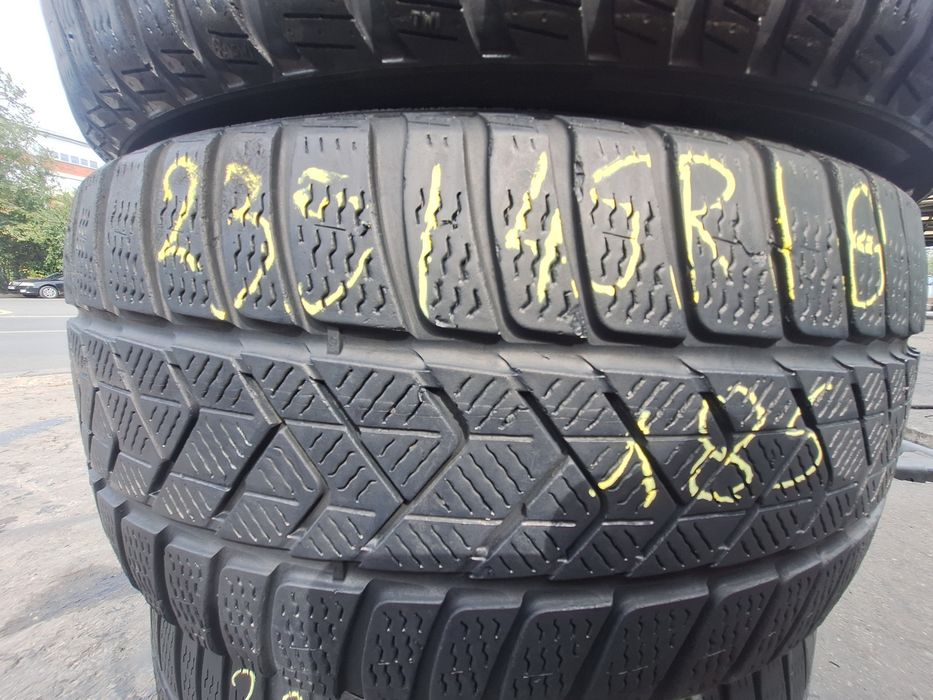 4 anvelope iarna 235/45r18  Pirelli Montaj Gratuit