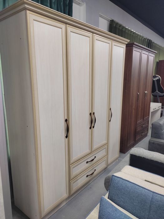 Корпусную мебель//