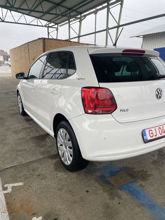 Volkswagen polo 12 mpi 80cp. Benzina
