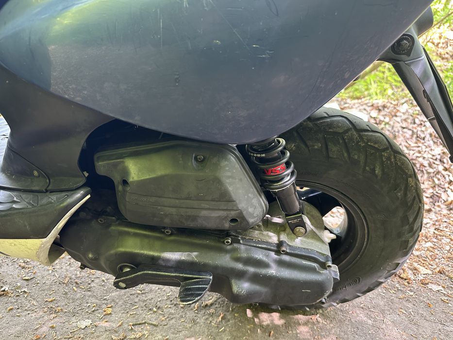 Vand Yamaha BWS 50 spy , IMPECABIL!!! Si Aprilia Scarabeo 150 cmc!