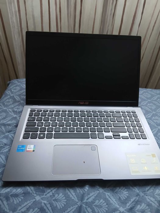 Laptop ASUS X515EA