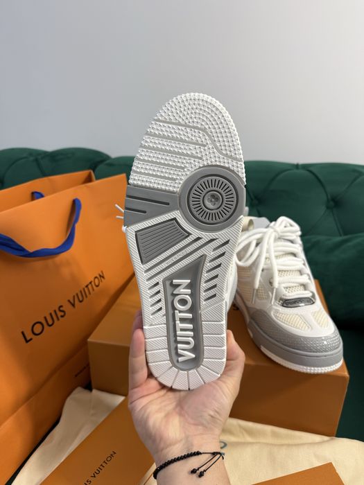 Adidasi Louis Vuitton piele naturala 100% Full Box colectie noua