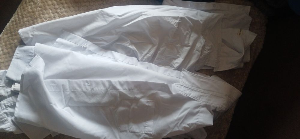 Школьные брюки и рубашки на мальчика