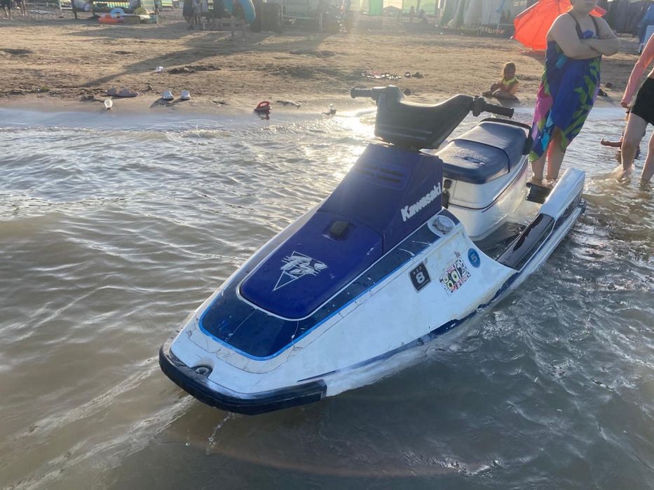 Продаю водный гидроскутер