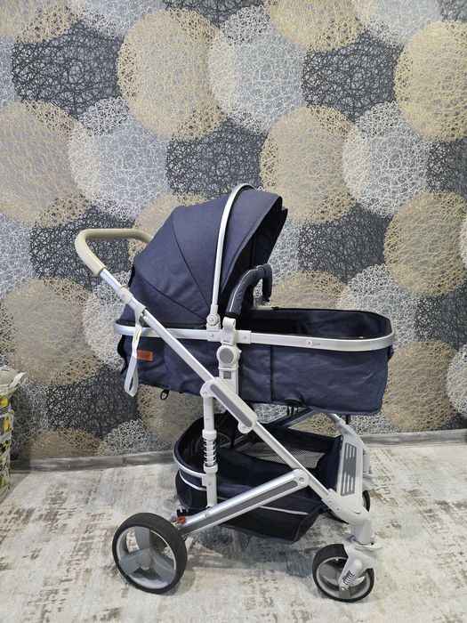 Продаю детскую коляску