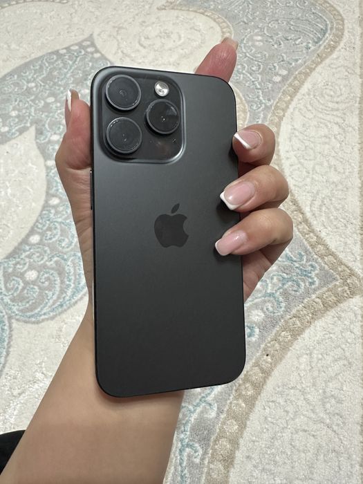 Продам Айфон 15 про 128 Gb