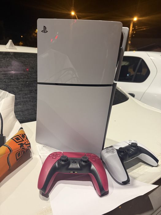 PlayStation 5 – Stare foarte bună 825 GB