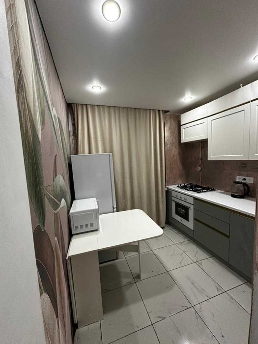 продам 3ех ком кв на детской больнице