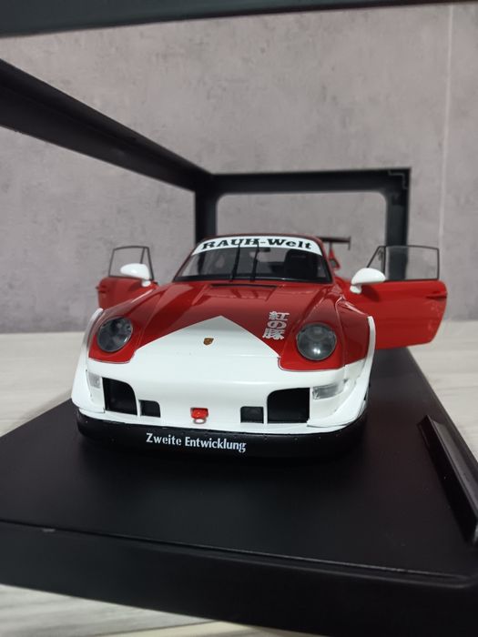 Macheta Porsche Rosso 1 18