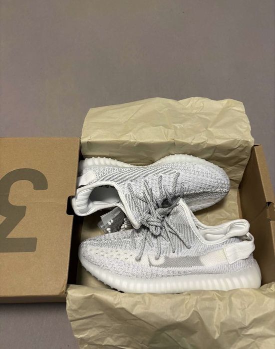 yeezy 350 static