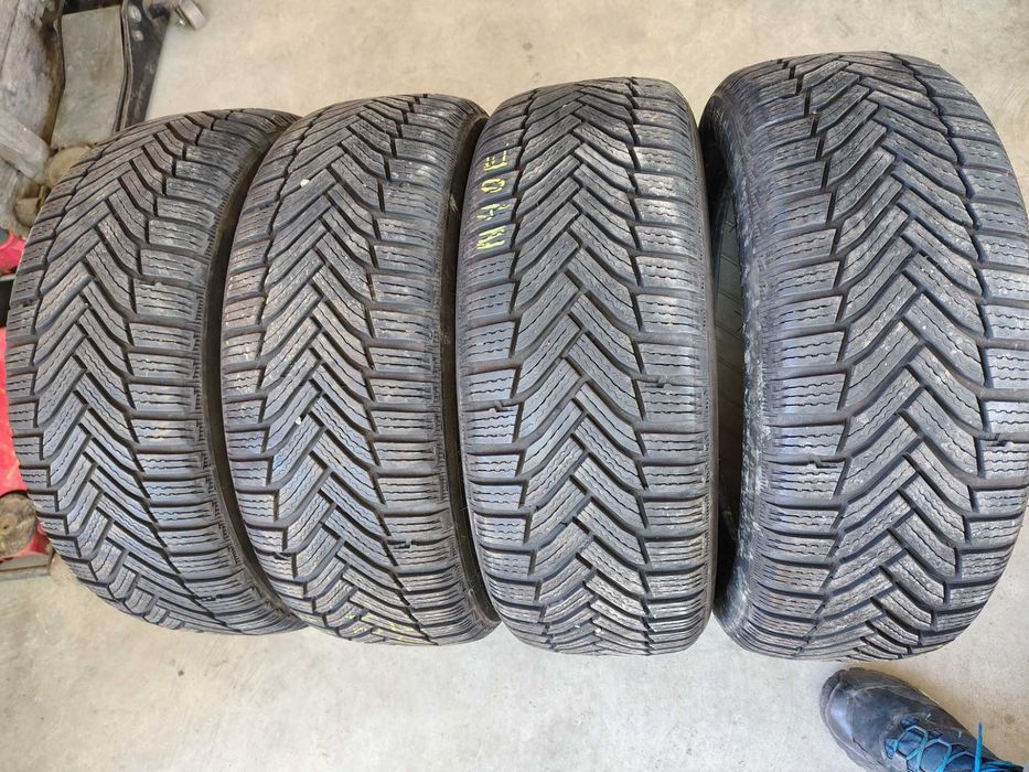 4бр.зимни гуми MICHELIN 215 55 17 DOT21 цена за брой