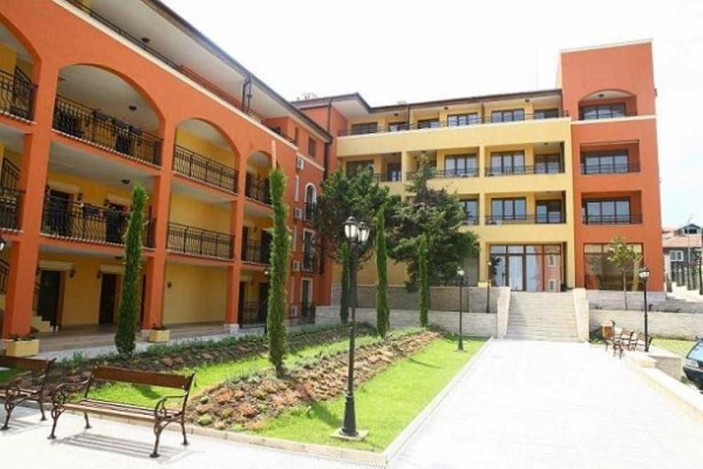 Продава се Двустаен апартамент в Обзор - 65 кв.м за 1000 €/кв.м - Снимка #11