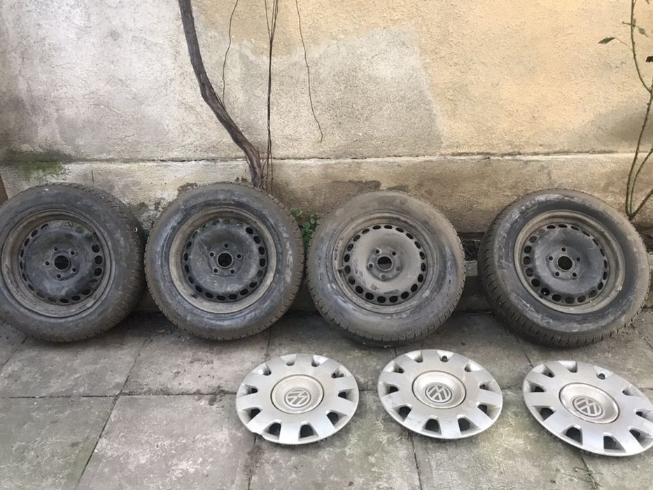 Vand 3 capace originale Volkswagen