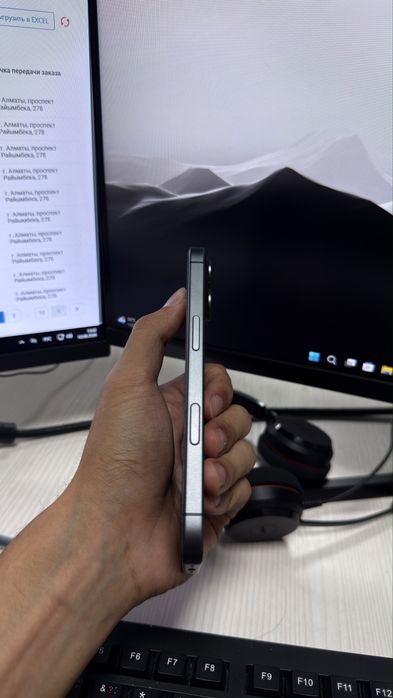 Iphone 17 серый 256 ГБ