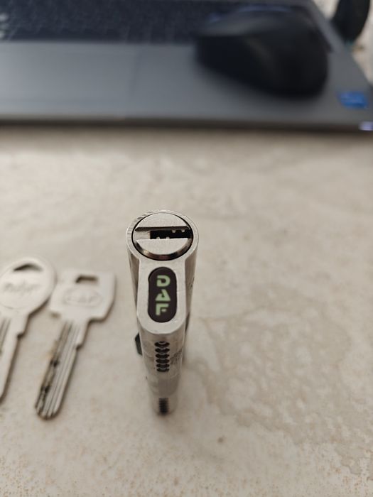 Секретен патрон DAF