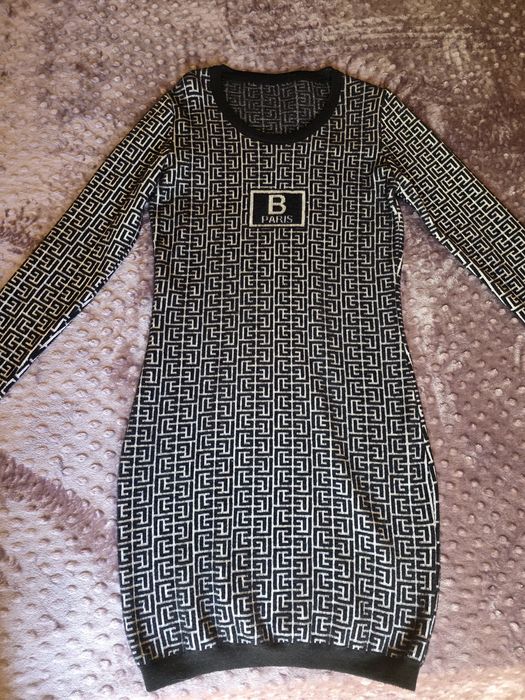 Трикотажна  рокля на Balmain