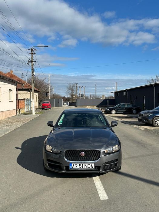 Vând/ schimb Jaguar XE