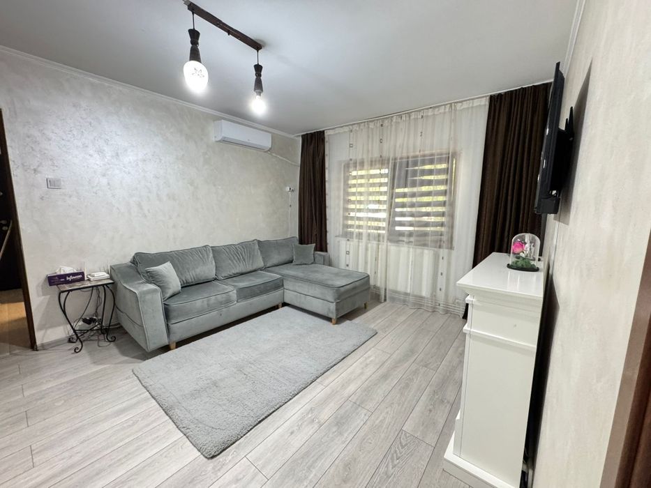 Inchiriez în regim hotelier apartament cu 2 camere