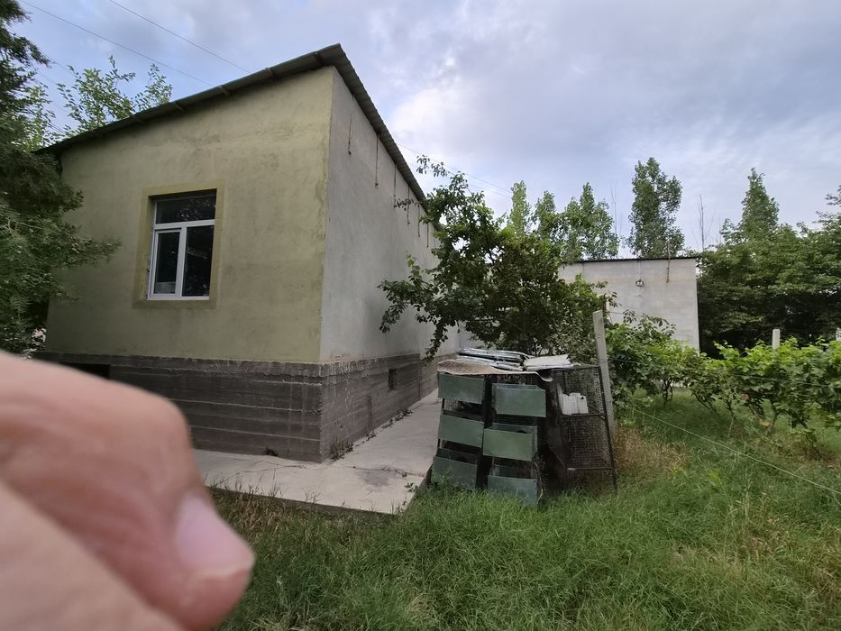 Срочный ховли сотилади