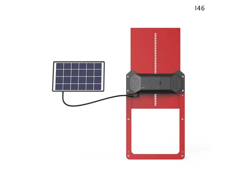 Ușă solară automată pentru coș de găini roșie