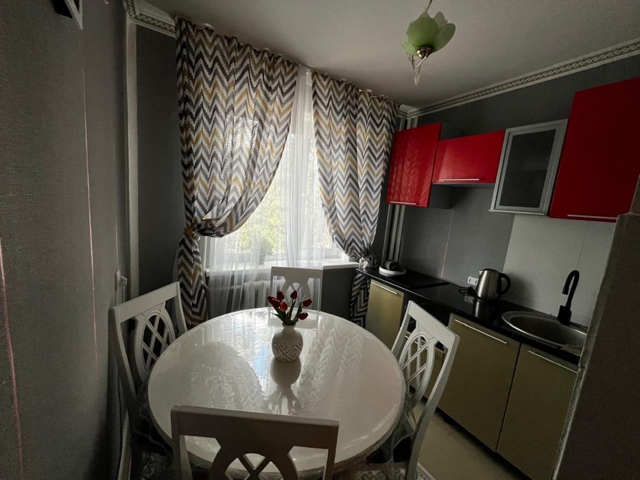 Прадаю 2–х комнатную квартиру