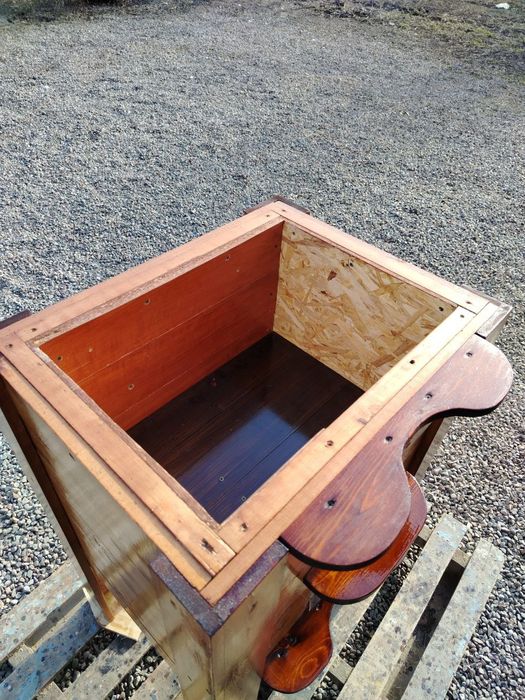 Двухэтажный дом с мансардой.