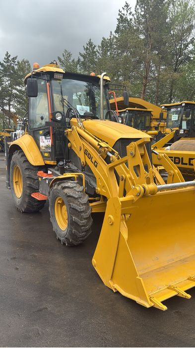 Эксковатор погрузчик