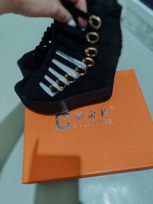 Обувь фабричный Китай