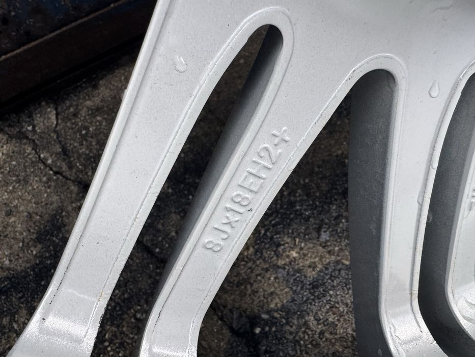 245/45/18.  Бмв bmw Оферта (269)