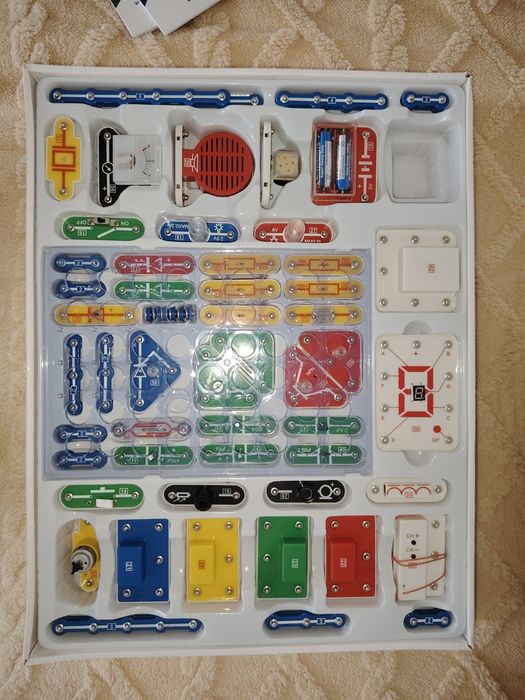 Конструктор Знаток